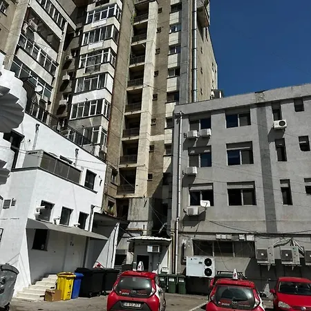 Central Apartment * Craiova